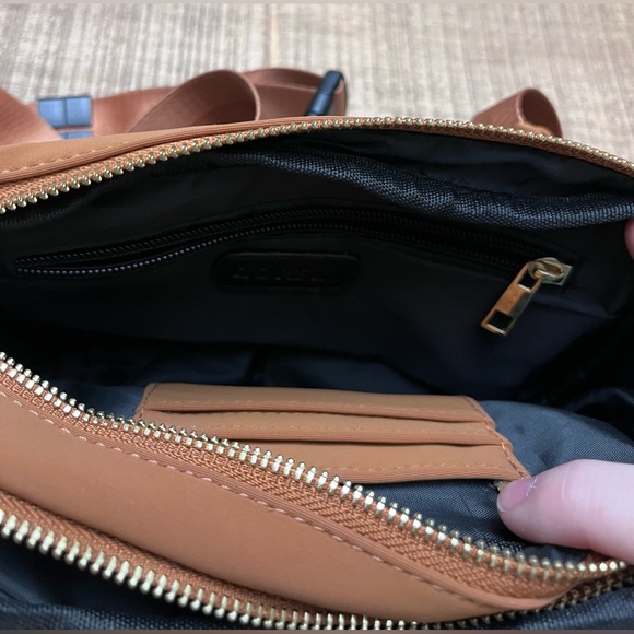 Tan Fanny Pack for Anyone! - Picture 5 of 6